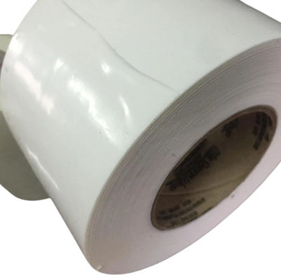 Biała taśma LDPE 100 mm szerokość 30 m długość z 3' plastikowym rdzeniem