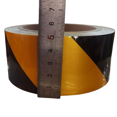 Adhesive PE Protective Film Czarna żółta taśma ostrzegawcza ISO9001 SGS CE ROHS Approved